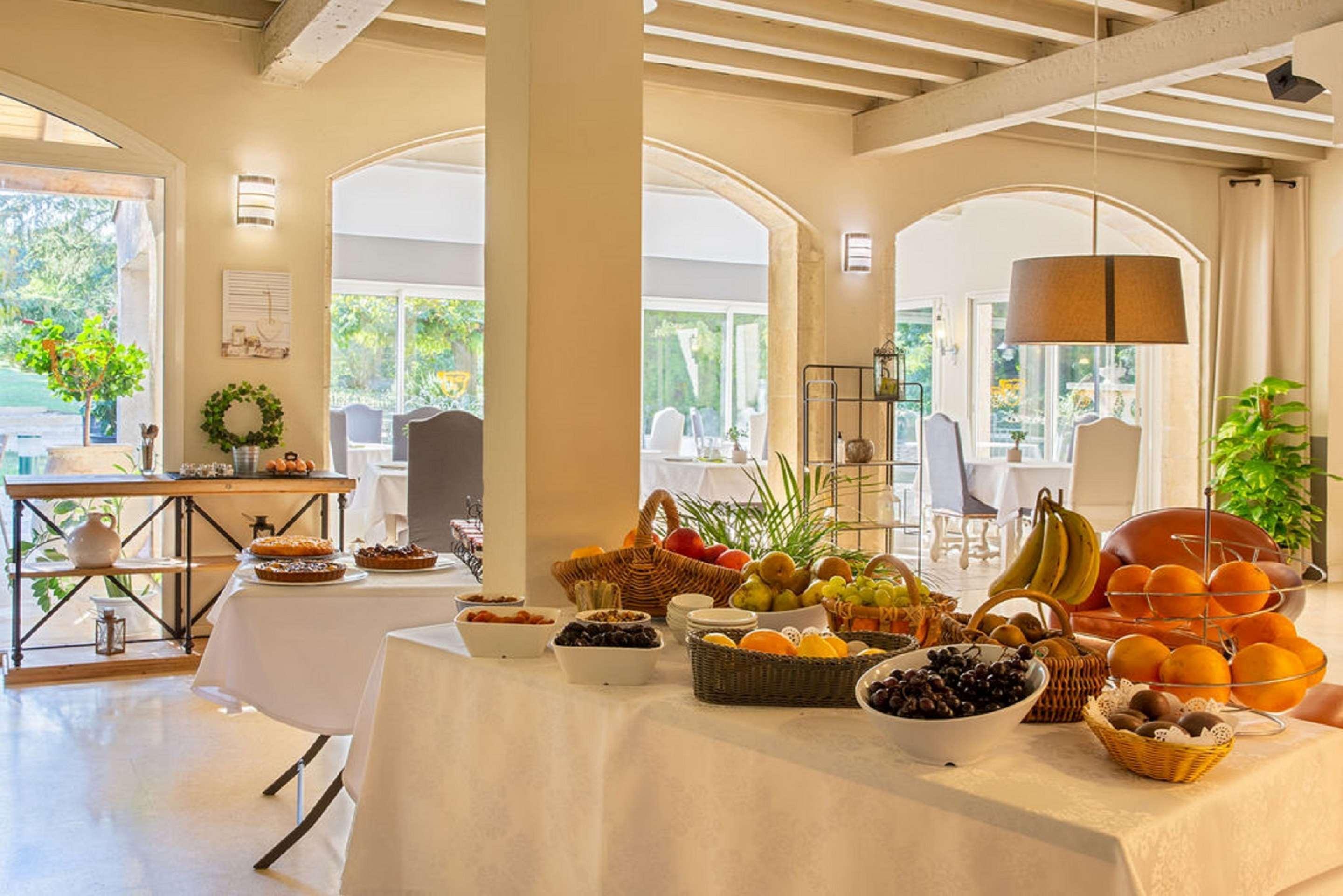Best Western Le Val Majour Fontvieille Bagian luar foto