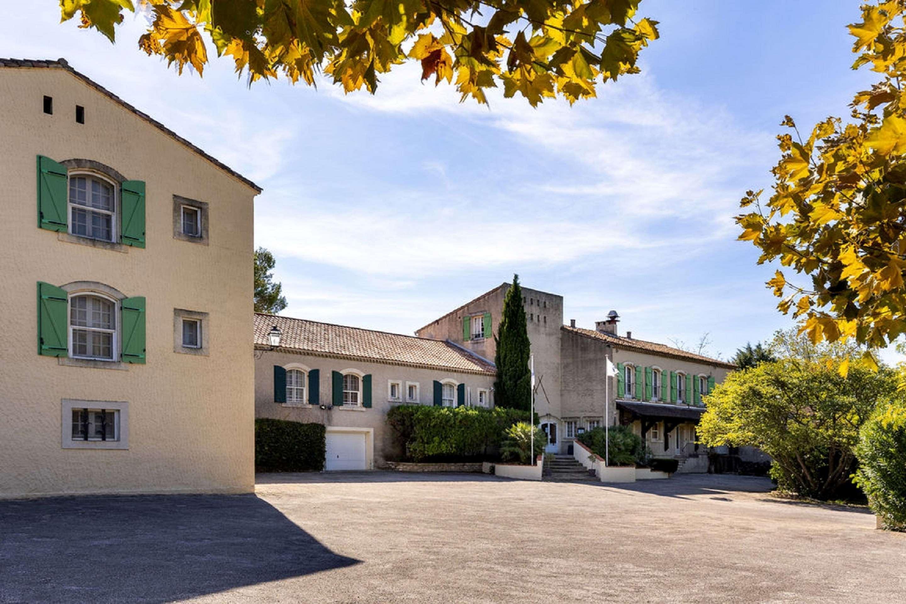 Best Western Le Val Majour Fontvieille Bagian luar foto