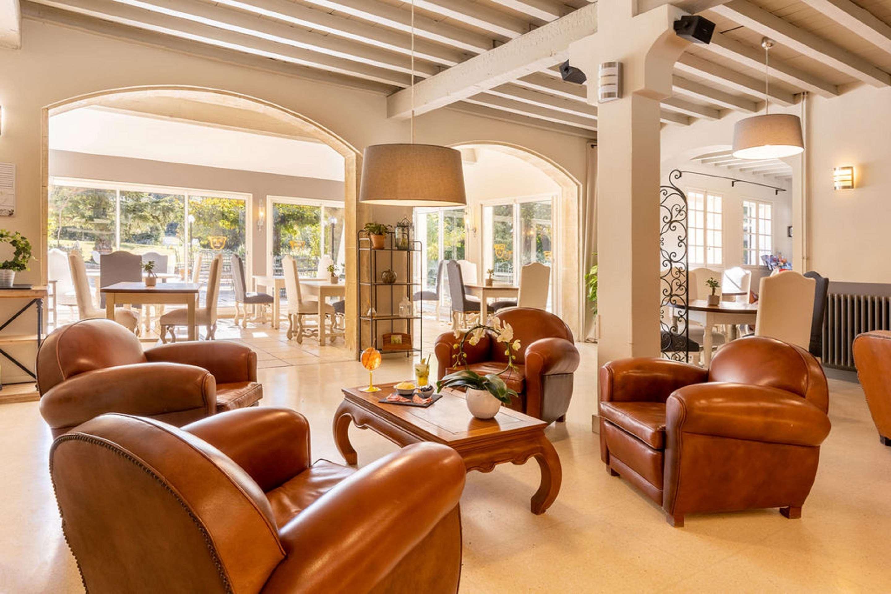 Best Western Le Val Majour Fontvieille Bagian luar foto