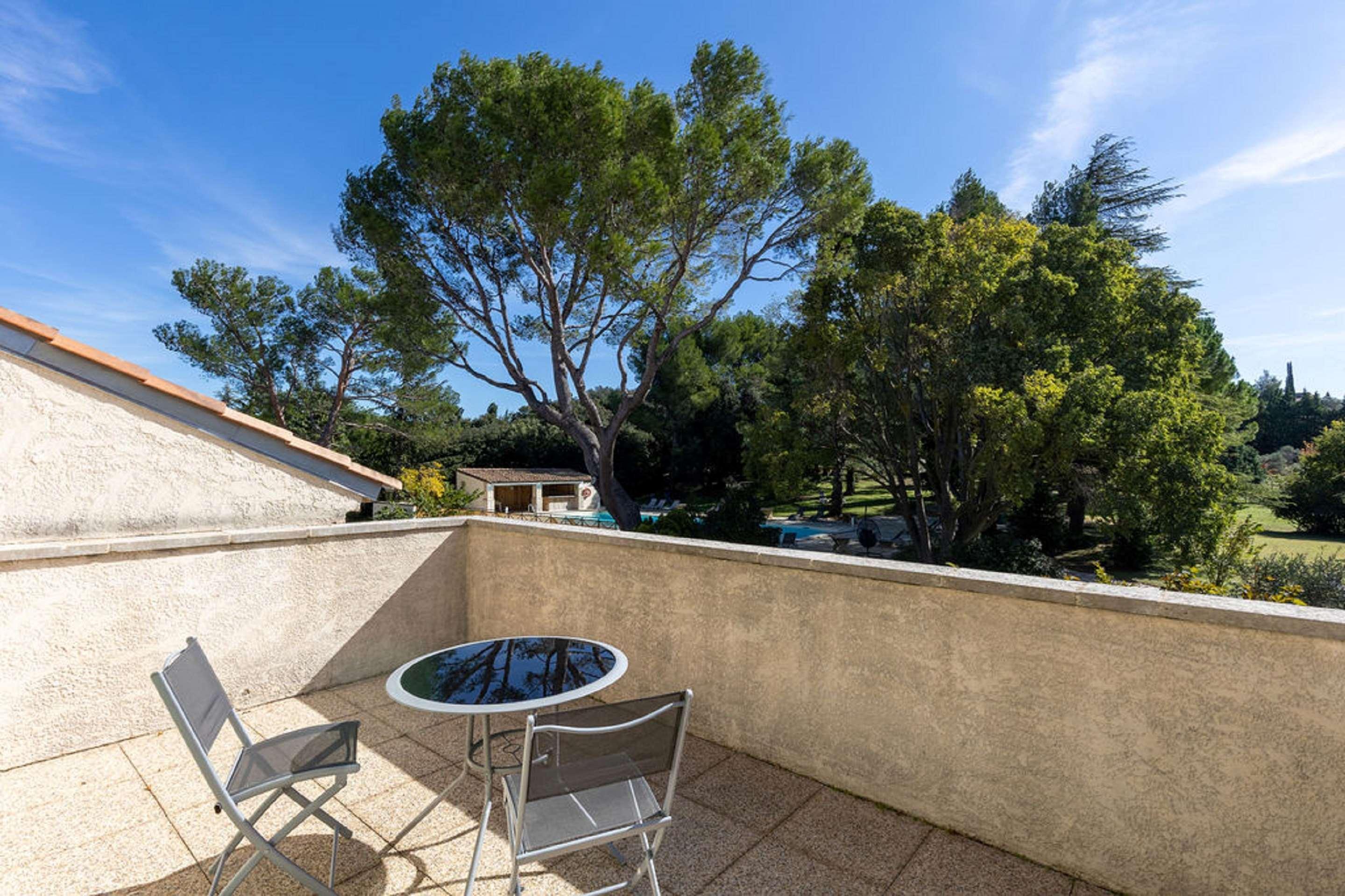 Best Western Le Val Majour Fontvieille Bagian luar foto