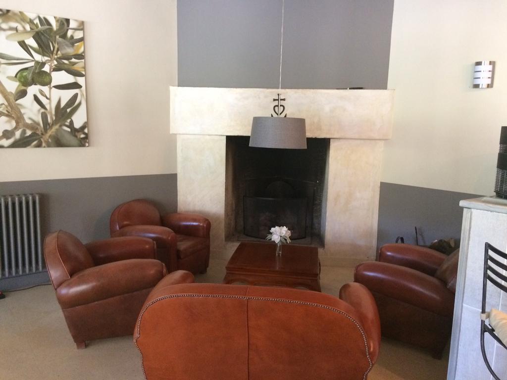 Best Western Le Val Majour Fontvieille Bagian luar foto